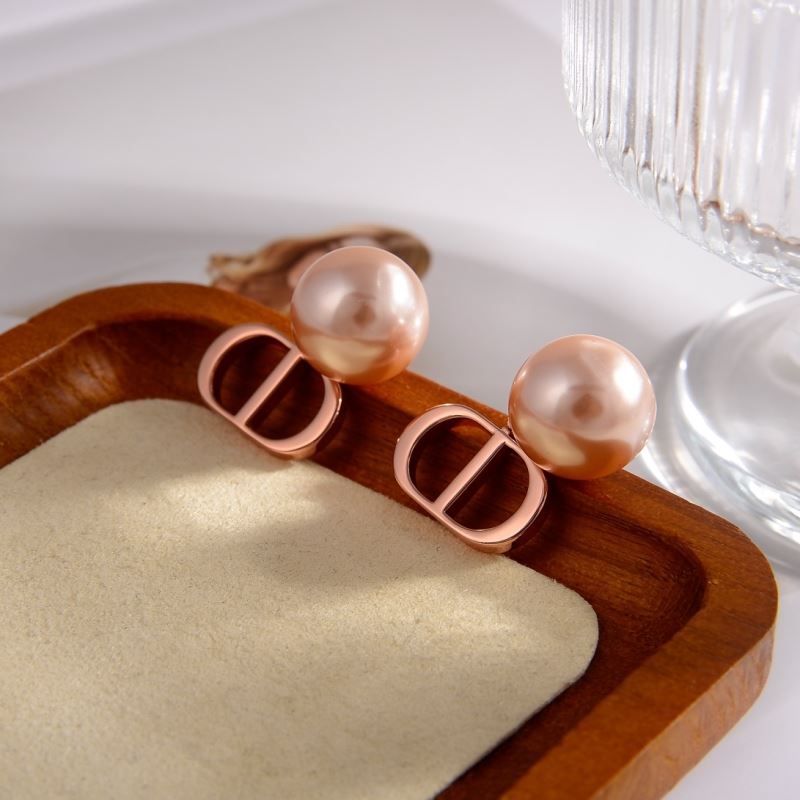 chr1st1an D10r earrings